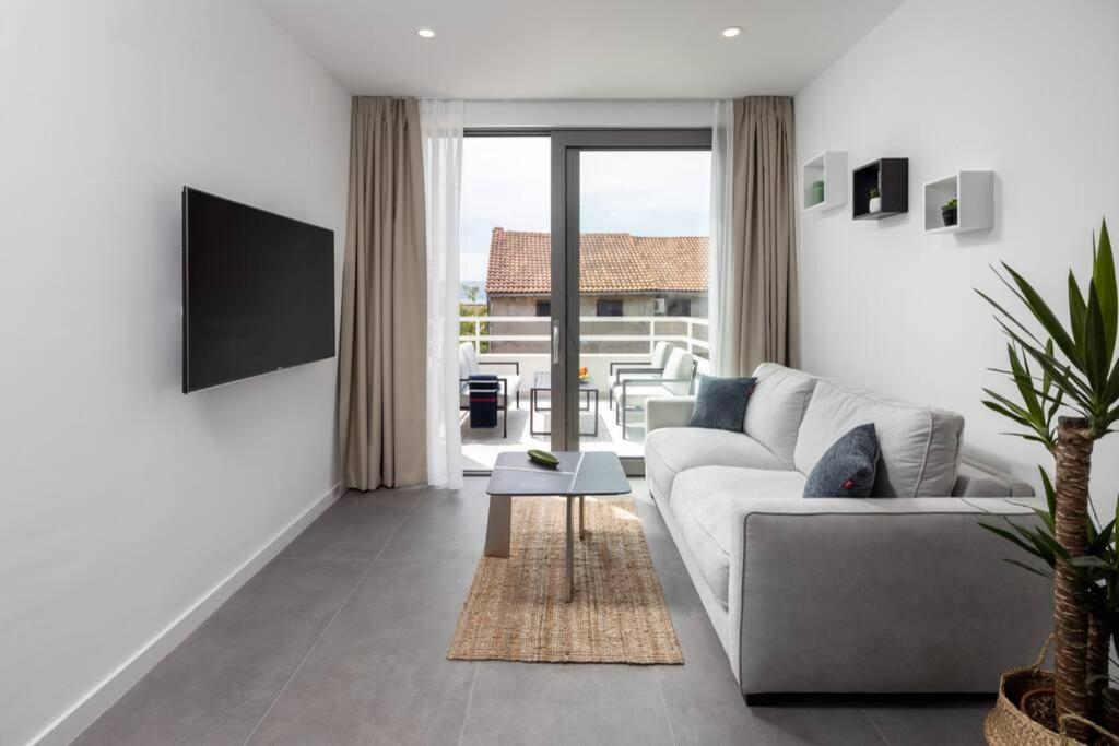 Holiday In Bol **** Green Apartment ภายนอก รูปภาพ